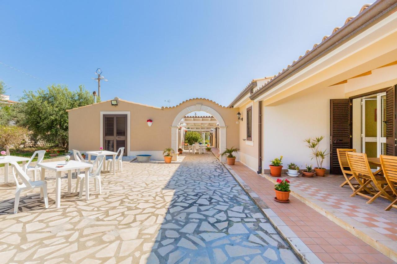 Villa Degli Ulivi Avola Exterior foto